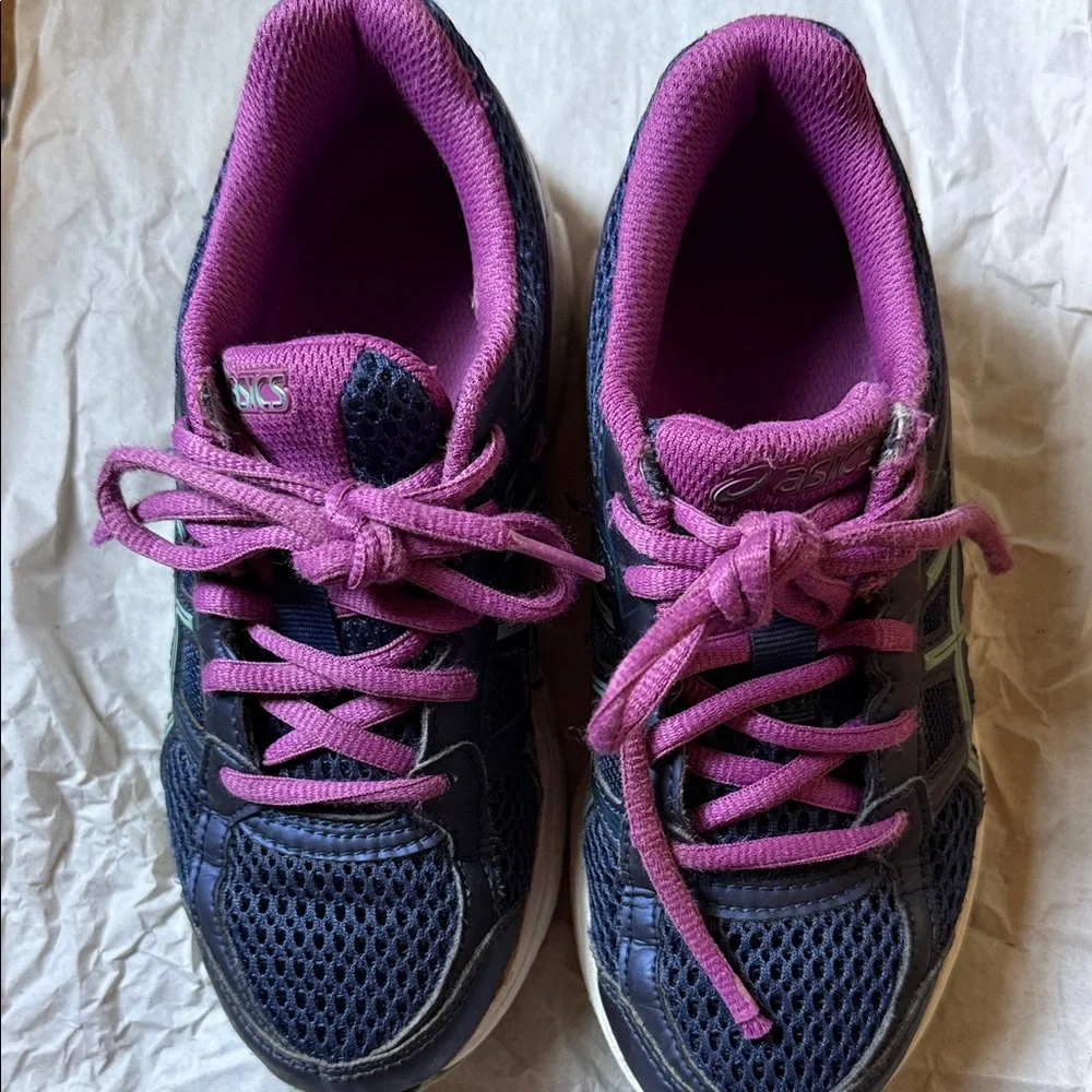 ASICS Navy and Magenta Kids Athletic Running Shoes